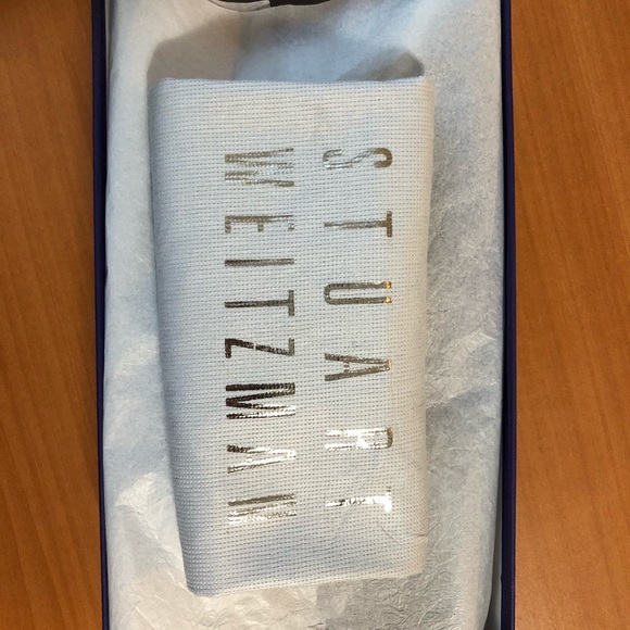 Size 9M Bordeaux Suede Stuart Weitzman heels - Picture 11 of 14